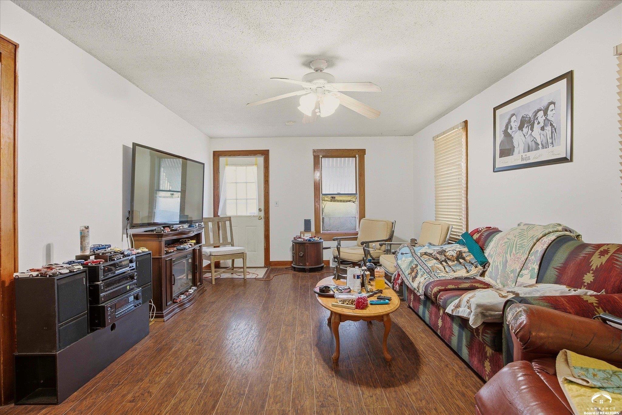 1945 North 900 Road Eudora, KS 66025 - Photo 18 of 32 Gallery Image 18