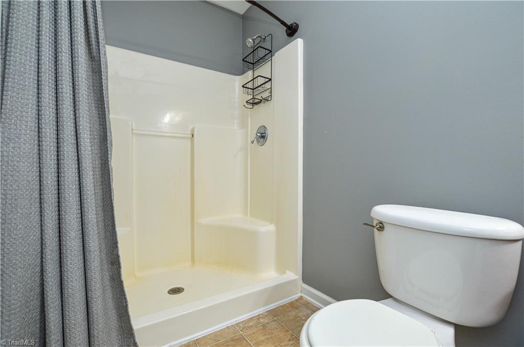 3249 Hyde Pl Circle Winston-Salem, NC 27103 - Photo 26 of 31