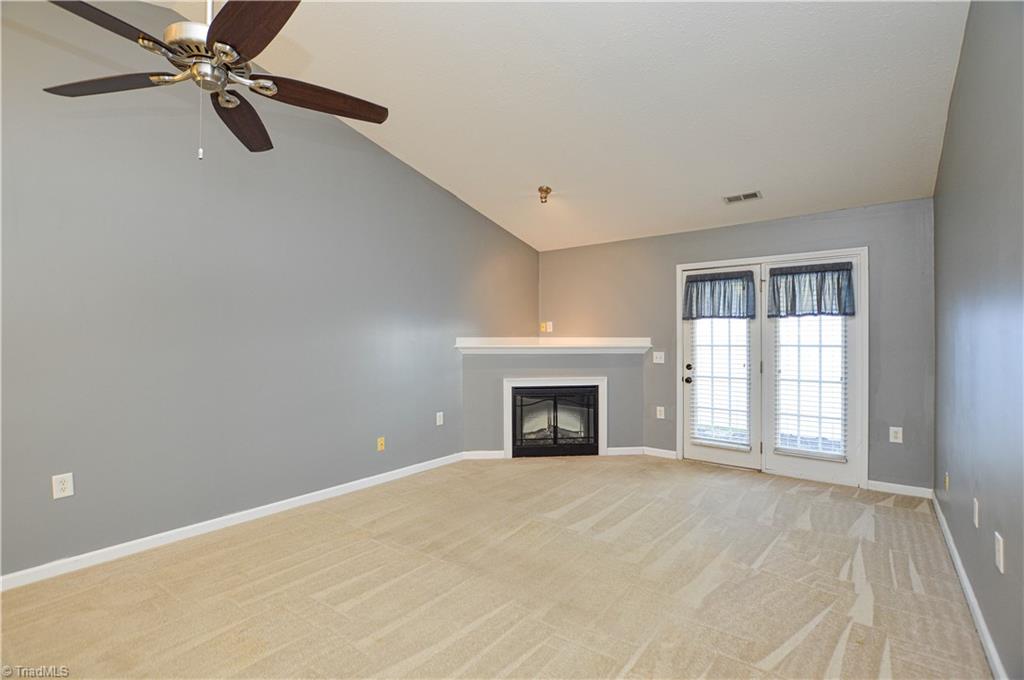 3249 Hyde Pl Circle Winston-Salem, NC 27103 - Photo 6 of 31