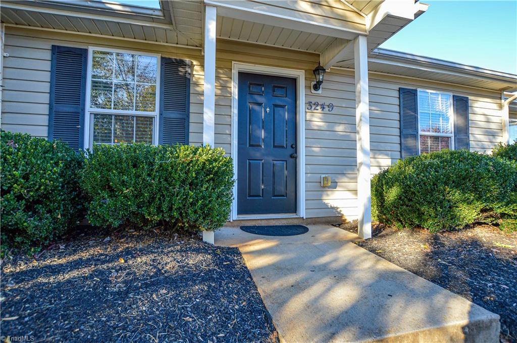 3249 Hyde Pl Circle Winston-Salem, NC 27103 - Photo 9 of 31