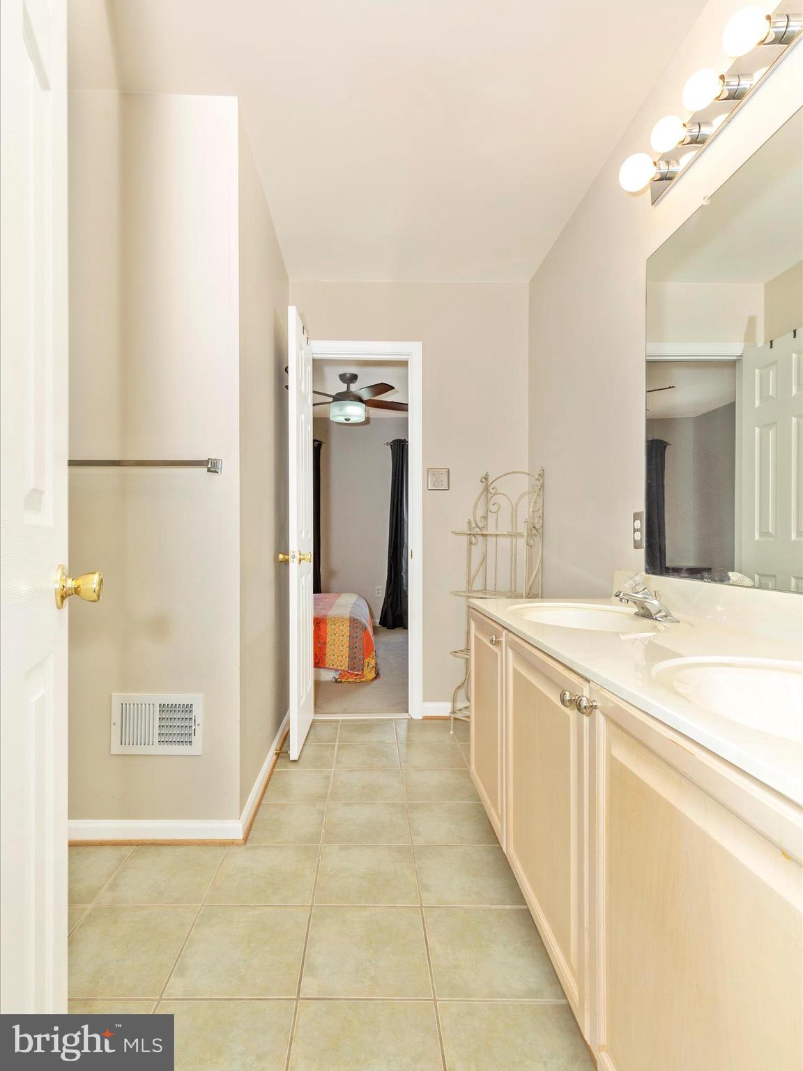 4660 Old Swimming Pool Road Braddock Heights, MD 21714 - Photo 33 of 52 Bathroom 3