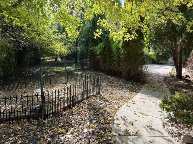 $4,250 | 2340 Robbie Court, Brookfield, WI 53005