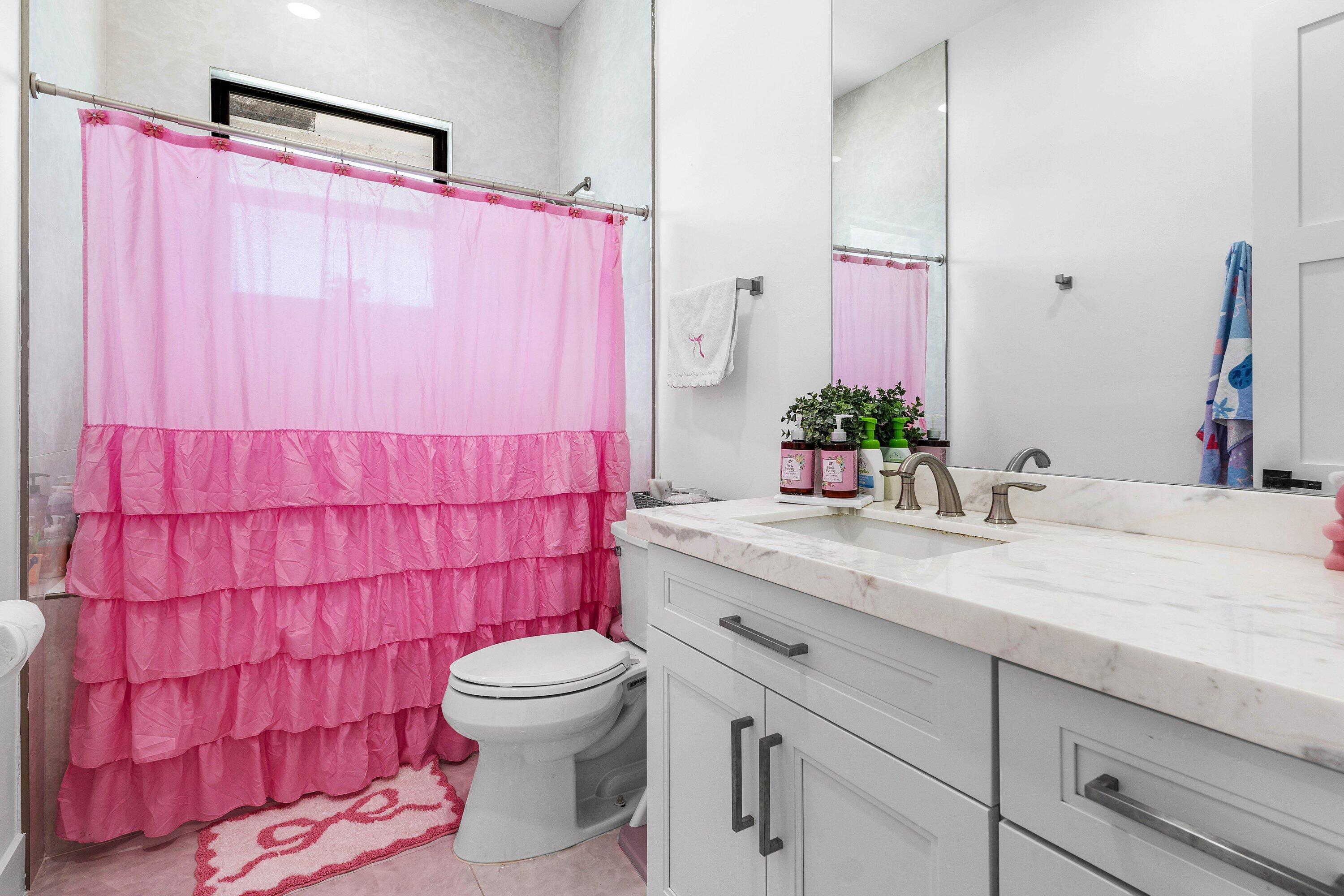 17600 Fieldbrook Circle East Boca Raton, FL 33496 - Photo 49 of 91 Bathroom