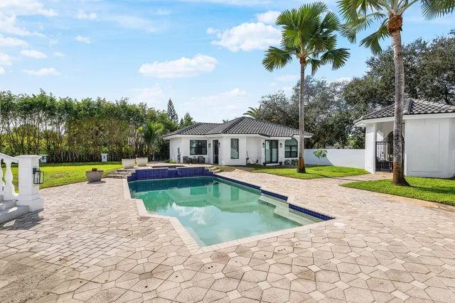 $6,995,000 | 17600 Fieldbrook Circle East, Boca Raton, FL 33496