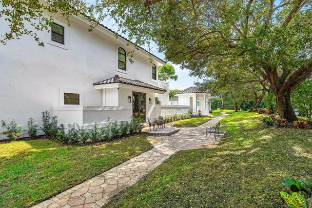 $6,995,000 | 17600 Fieldbrook Circle East, Boca Raton, FL 33496