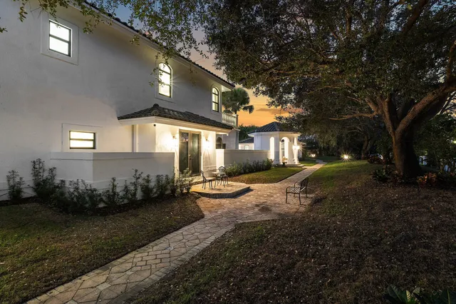 $6,995,000 | 17600 Fieldbrook Circle East, Boca Raton, FL 33496