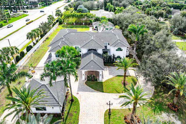 $6,995,000 | 17600 Fieldbrook Circle East, Boca Raton, FL 33496