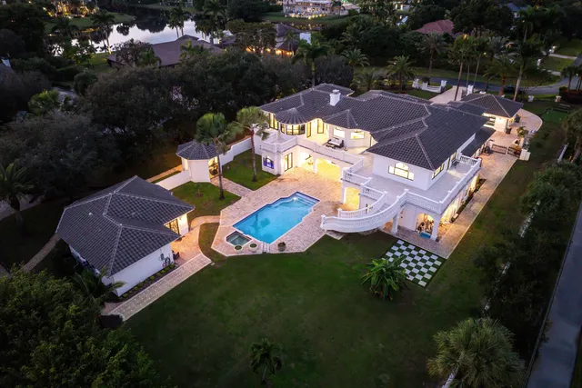 $6,995,000 | 17600 Fieldbrook Circle East, Boca Raton, FL 33496