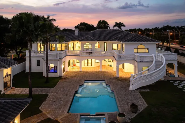 $6,995,000 | 17600 Fieldbrook Circle East, Boca Raton, FL 33496