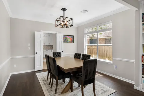 $875,000 | 3401 Zebecca Creek Drive, Austin, TX 78732