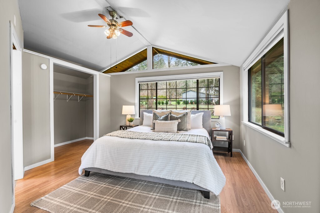 26023 Southeast 166th Street Issaquah, WA 98027 - Photo 11 of 32