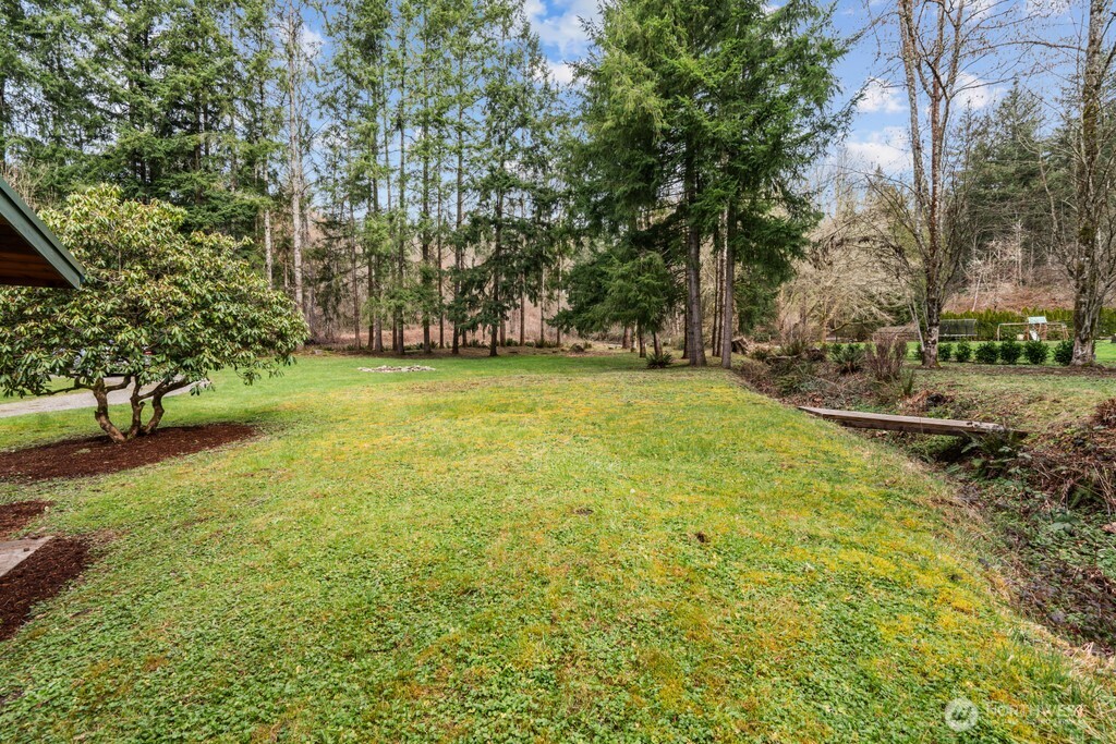 26023 Southeast 166th Street Issaquah, WA 98027 - Photo 29 of 32