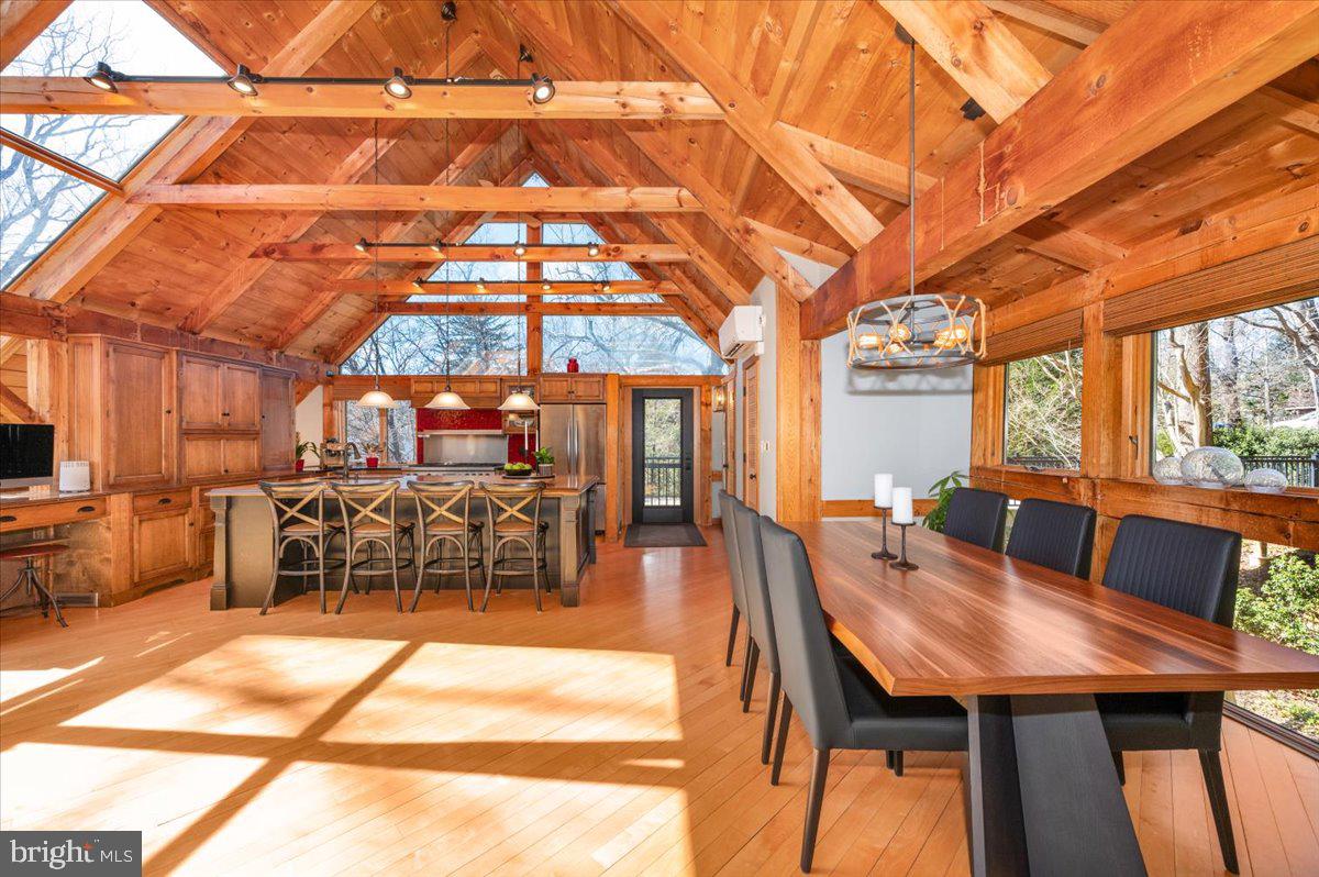 213 Sherwood Road Cockeysville, MD 21030 - Photo 11 of 74