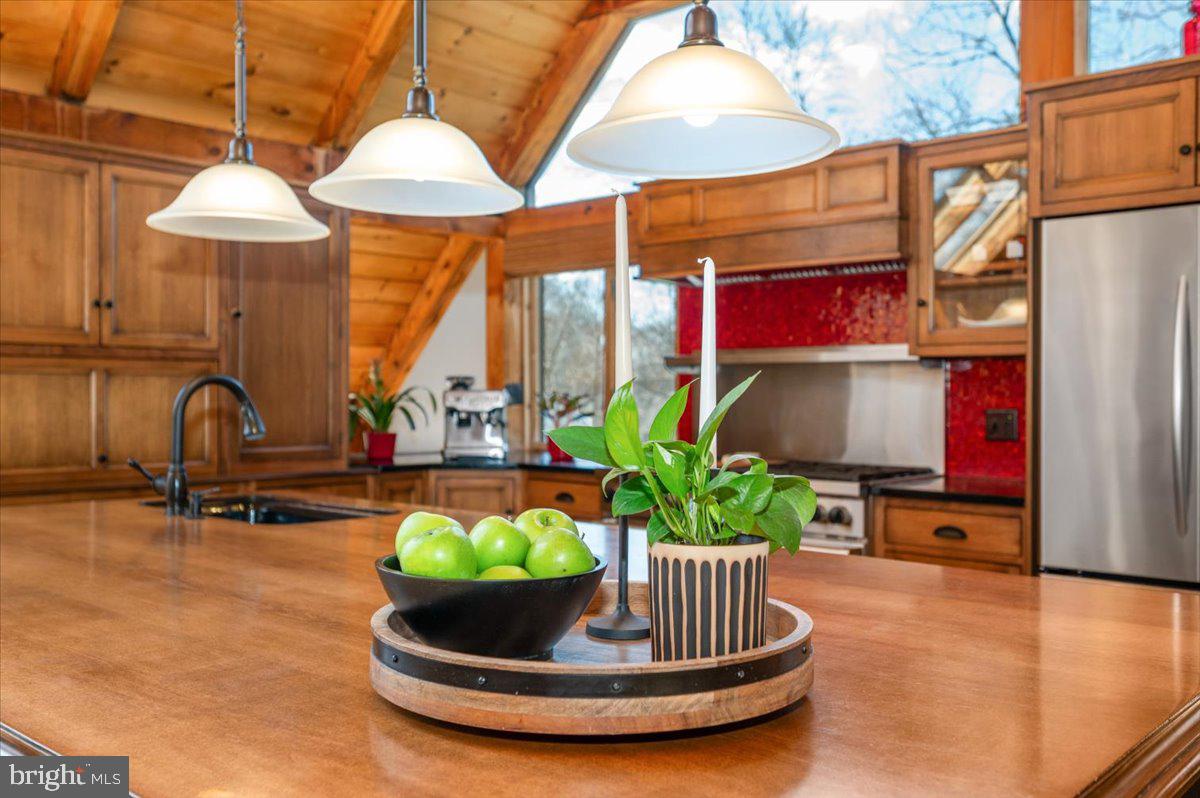 213 Sherwood Road Cockeysville, MD 21030 - Photo 17 of 74