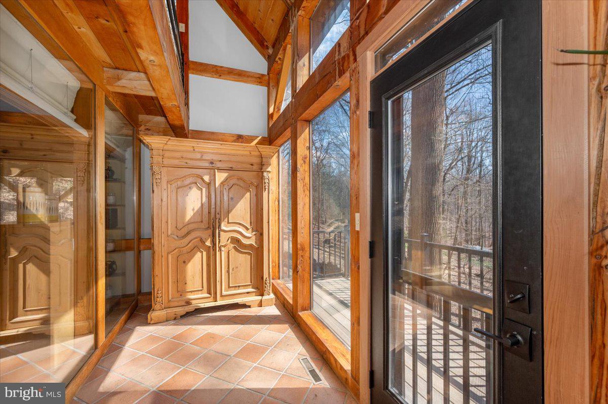 213 Sherwood Road Cockeysville, MD 21030 - Photo 22 of 74