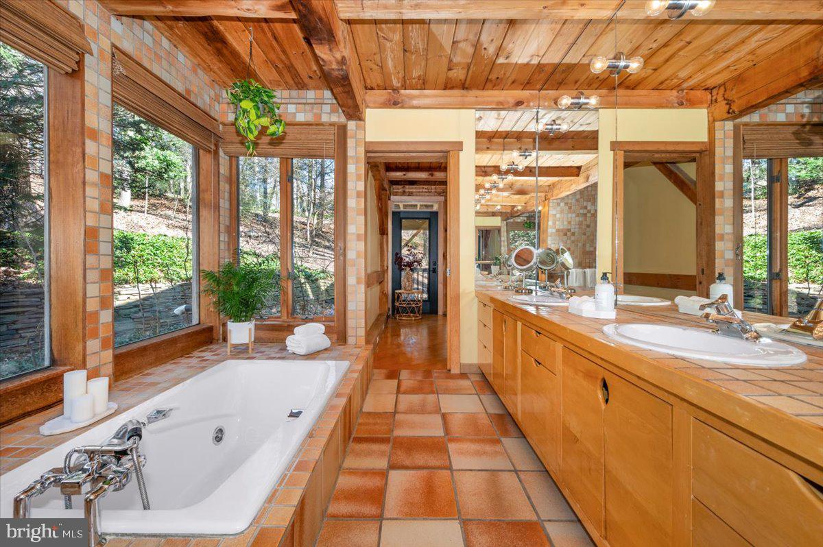 213 Sherwood Road Cockeysville, MD 21030 - Photo 30 of 74