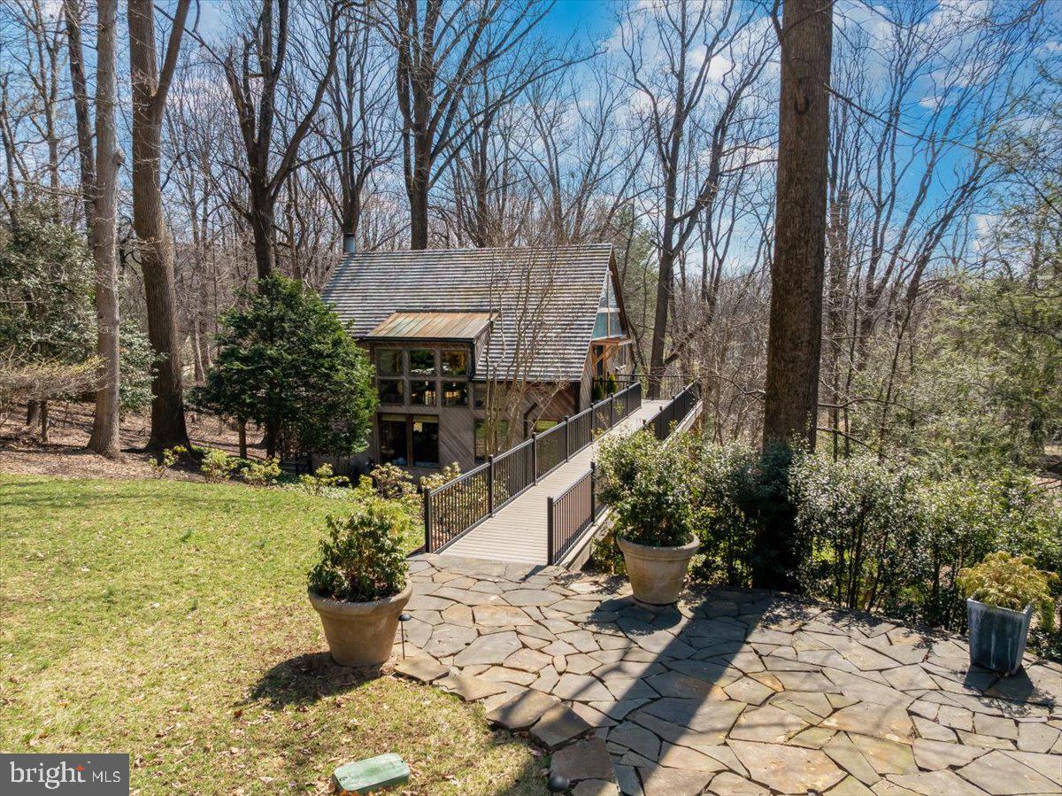 213 Sherwood Road Cockeysville, MD 21030 - Photo 3 of 74