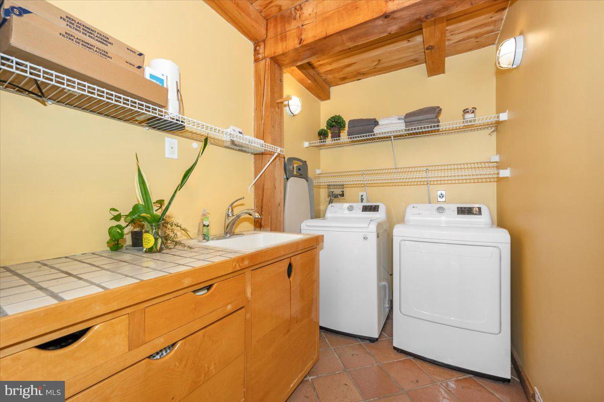 213 Sherwood Road Cockeysville, MD 21030 - Photo 32 of 74