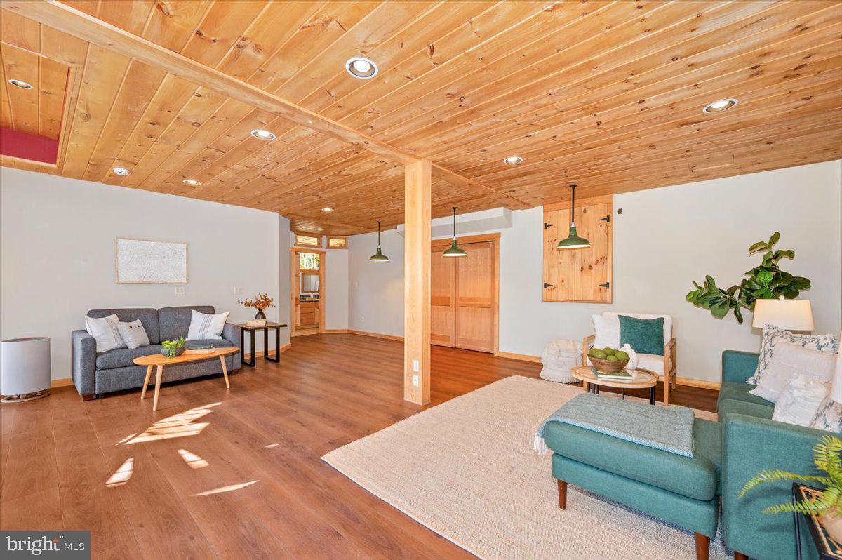 213 Sherwood Road Cockeysville, MD 21030 - Photo 45 of 74