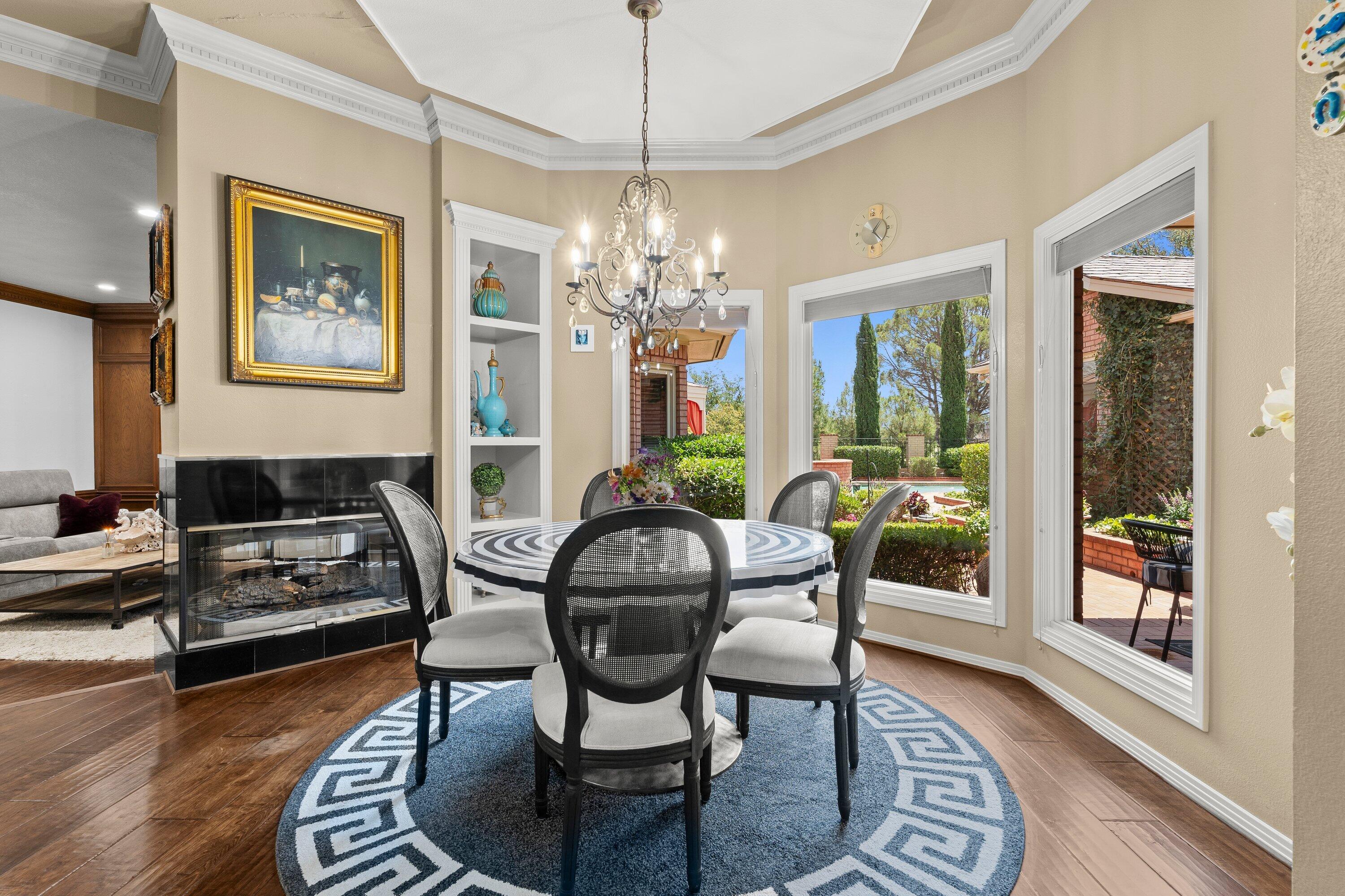 5010 91st Street, Unit 10 Lubbock, TX 79424 - Photo 14 of 51 breakfast area with a view
