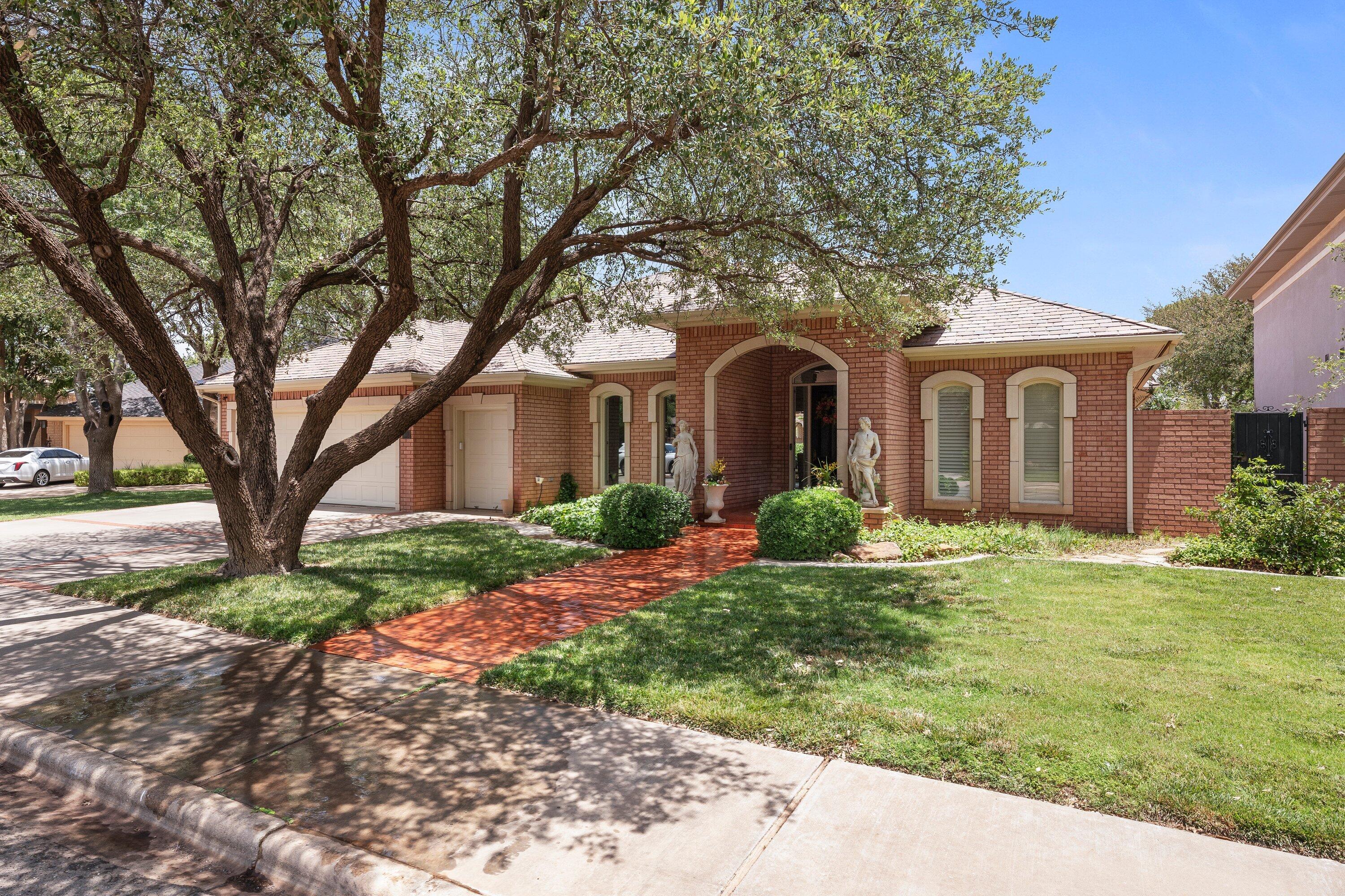 5010 91st Street, Unit 10 Lubbock, TX 79424 - Photo 3 of 51 5010 91st St unit 10 front 2
