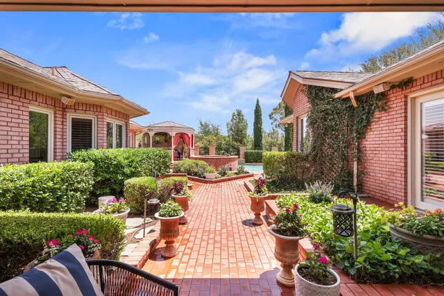 $615,000 | 5010 91st Street, Unit 10, Lubbock, TX 79424