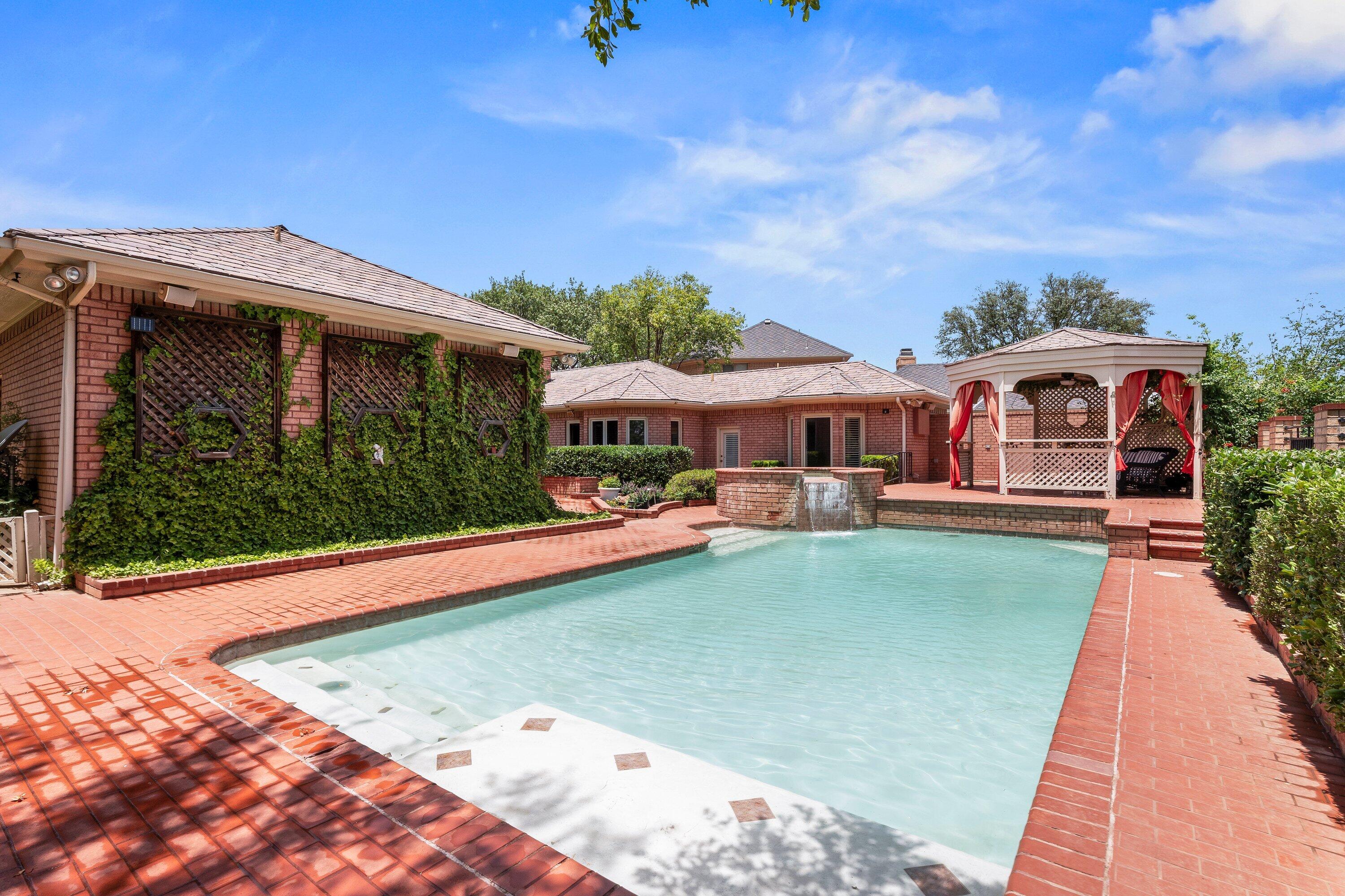 5010 91st Street, Unit 10 Lubbock, TX 79424 - Photo 42 of 51 pool 2