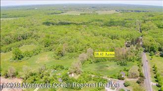 45 Iron Ore Road Manalapan, NJ 07726 - Photo 15 of 25