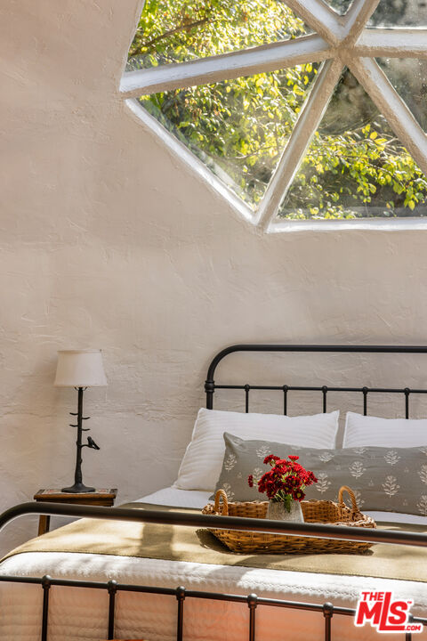 21658 Encina Road Topanga, CA 90290 - Photo 21 of 54 Gallery Image 21