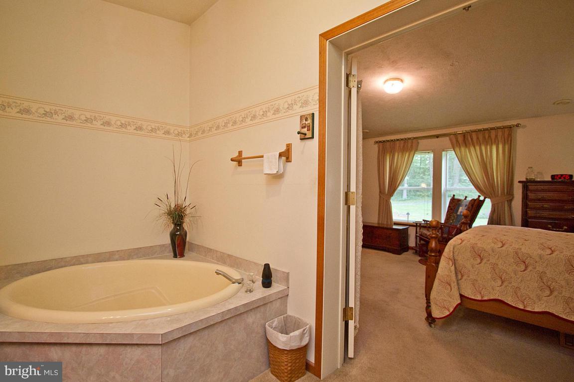 200 Acorn Lane Lititz, PA 17543 - Photo 28 of 55