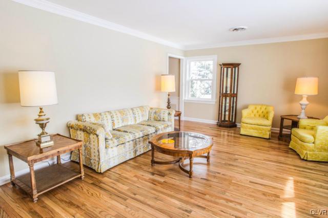 1433 Russett Road Orefield, PA 18069 - Photo 4 of 26 Gallery Image 4