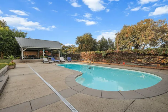 $699,999 | 14560 Warren Avenue, Red Bluff, CA 96080