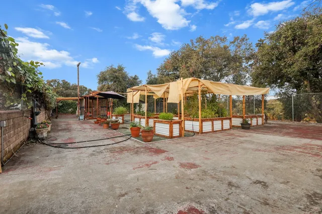 $699,999 | 14560 Warren Avenue, Red Bluff, CA 96080