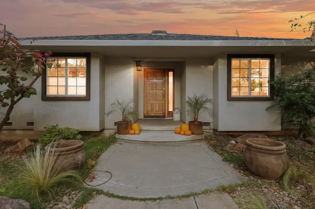 $699,999 | 14560 Warren Avenue, Red Bluff, CA 96080