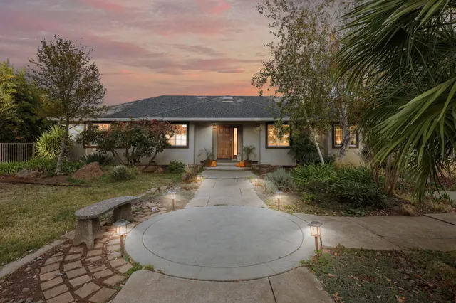 $699,999 | 14560 Warren Avenue, Red Bluff, CA 96080