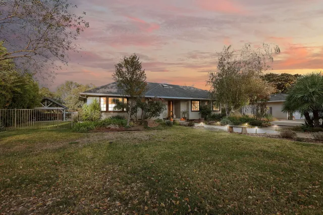 $699,999 | 14560 Warren Avenue, Red Bluff, CA 96080