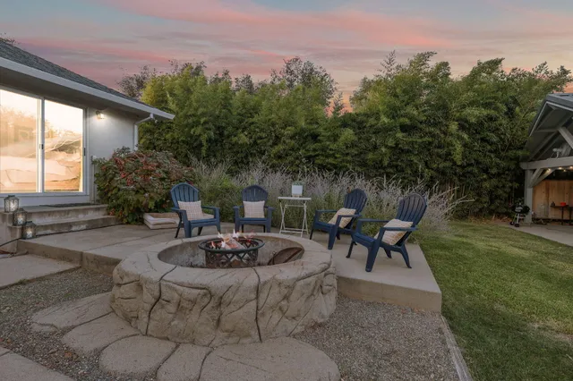 $699,999 | 14560 Warren Avenue, Red Bluff, CA 96080