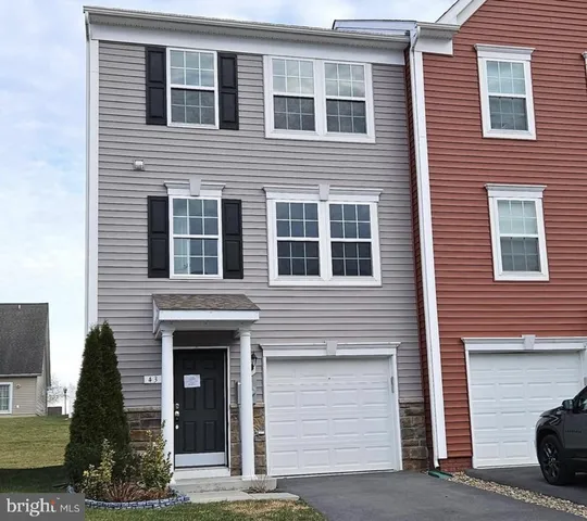 $2,100 | 43 Cecily Way, Ranson, WV 25438