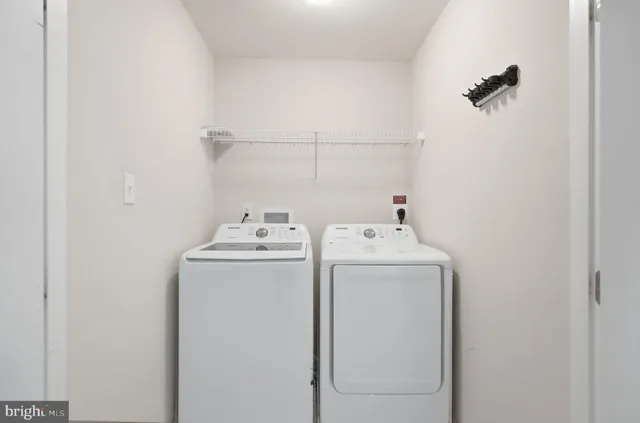 $2,000 | 43 Cecily Way, Ranson, WV 25438