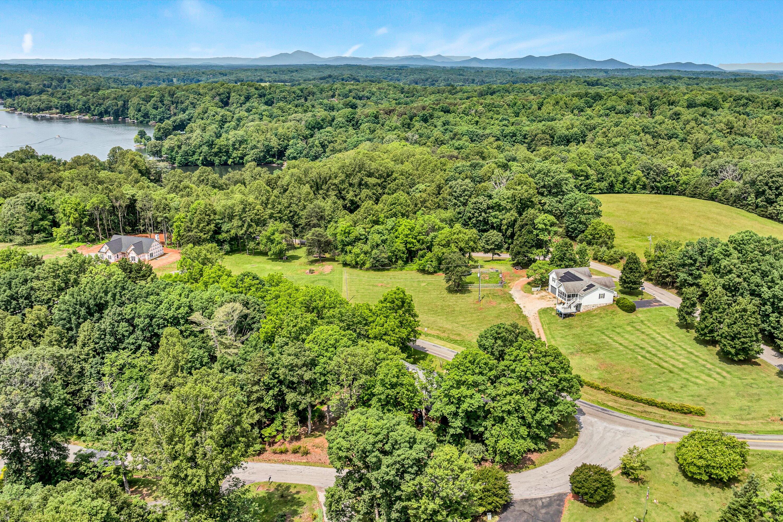 3680 Hales Ford Road Moneta, VA 24121 - Photo 54 of 61 54-SGM-0524