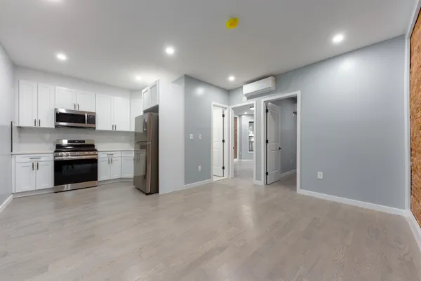 $3,250 | 1301 Park Place, Unit 1R | Weeksville