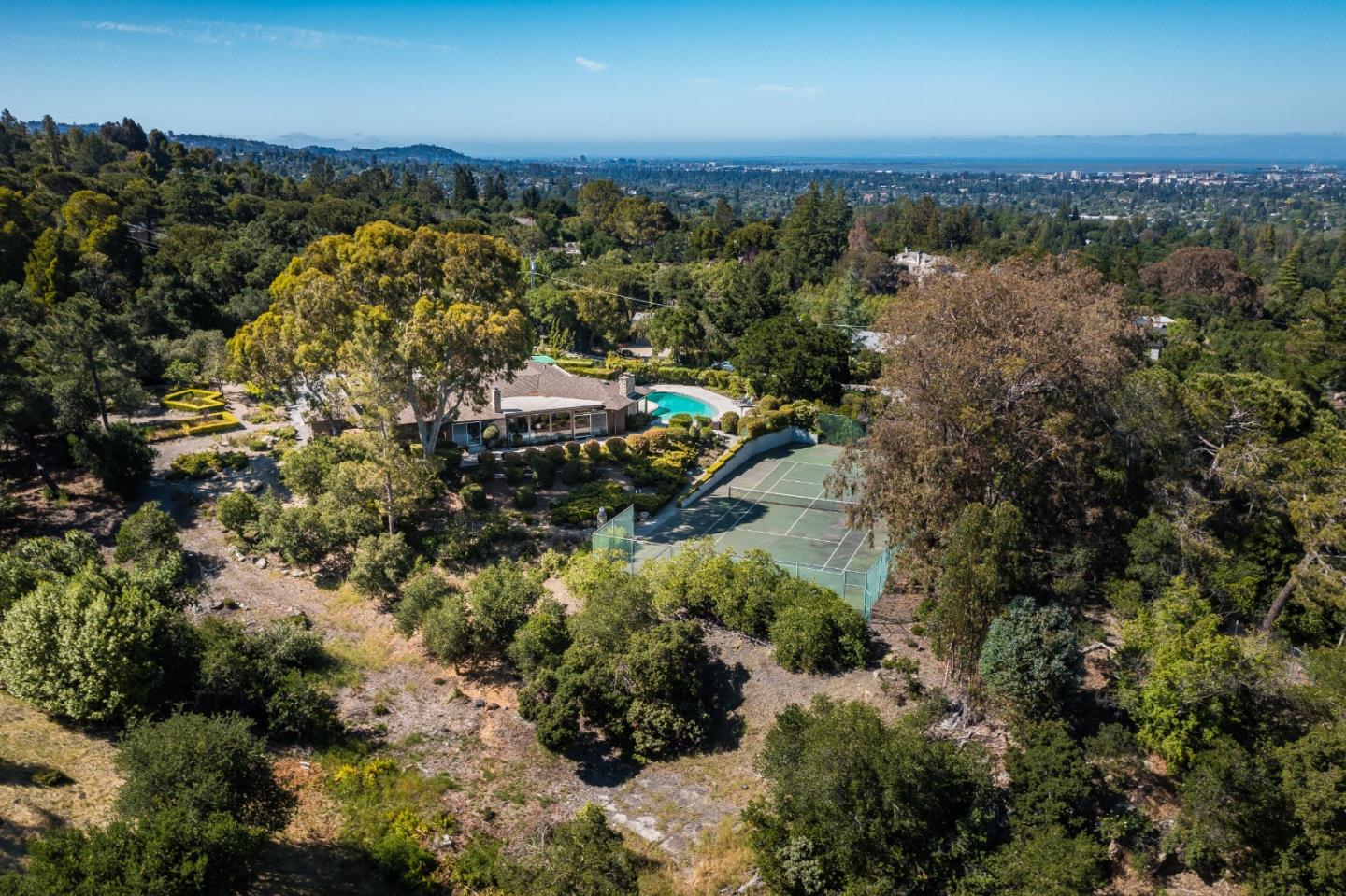 130 Lynn Way Woodside, CA 94062 - Photo 44 of 47 an aerial view of multiple house