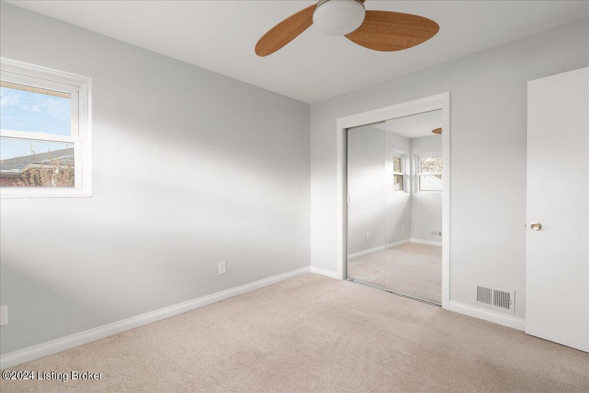 4701 Lynn Lea Road Louisville, KY 40216 - Photo 18 of 32 15-A7407524