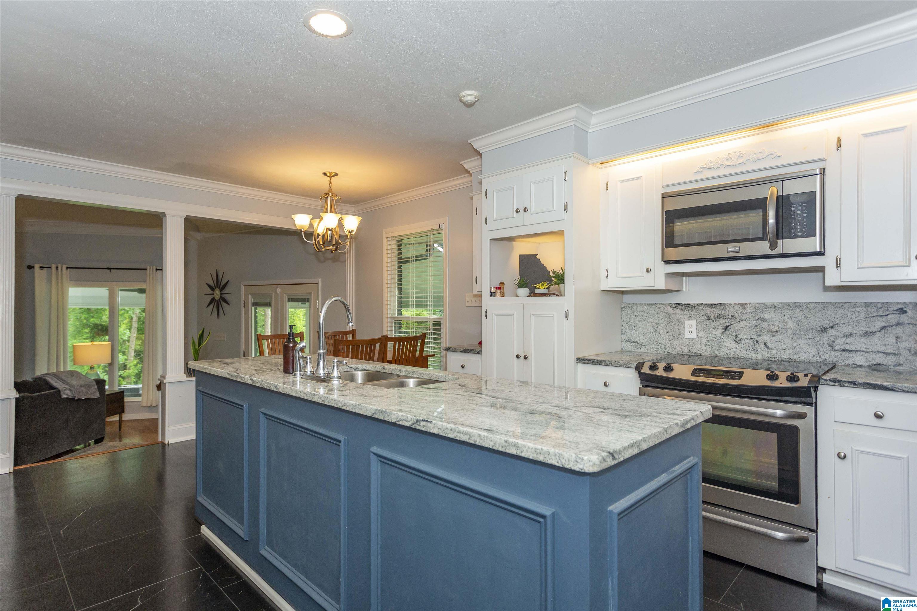 465 Lakewood Road Rainbow City, AL 35906 - Photo 8 of 43