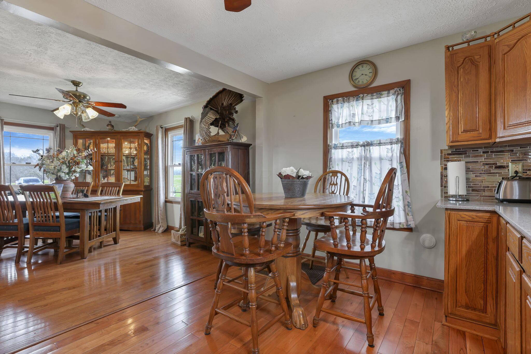 5502 Dutch Ridge Road Southeast New Straitsville, OH 43766 - Photo 19 of 80 18-web-or-mls-0V3A4175