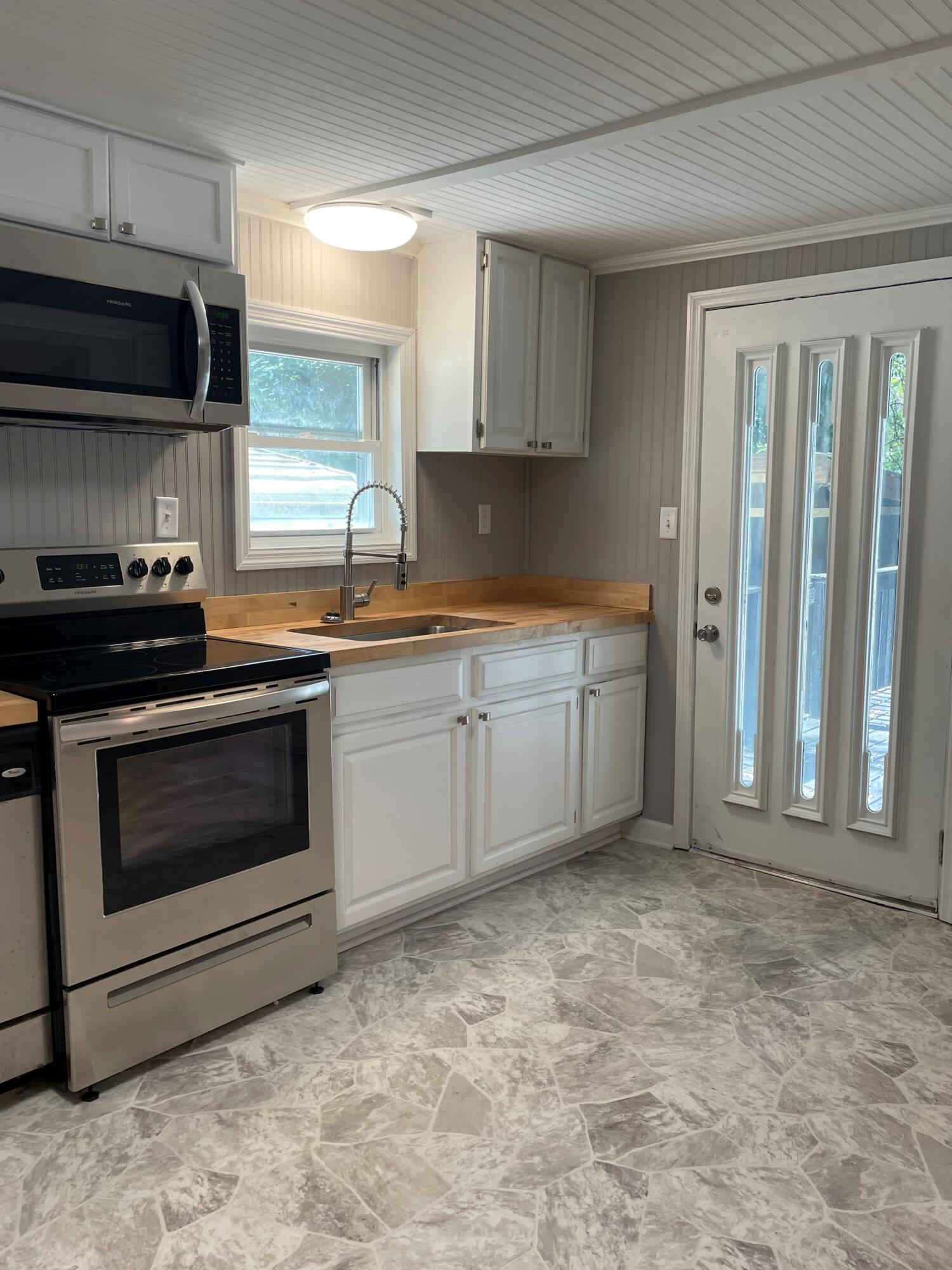 209 Mt Carmel Road Walterboro, SC 29488 - Photo 25 of 52 209 Mount Carmel Road