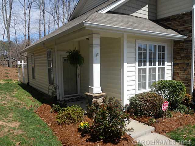903 Copperstone Lane, Unit 183 Fort Mill, SC 29708 - Photo 2 of 16