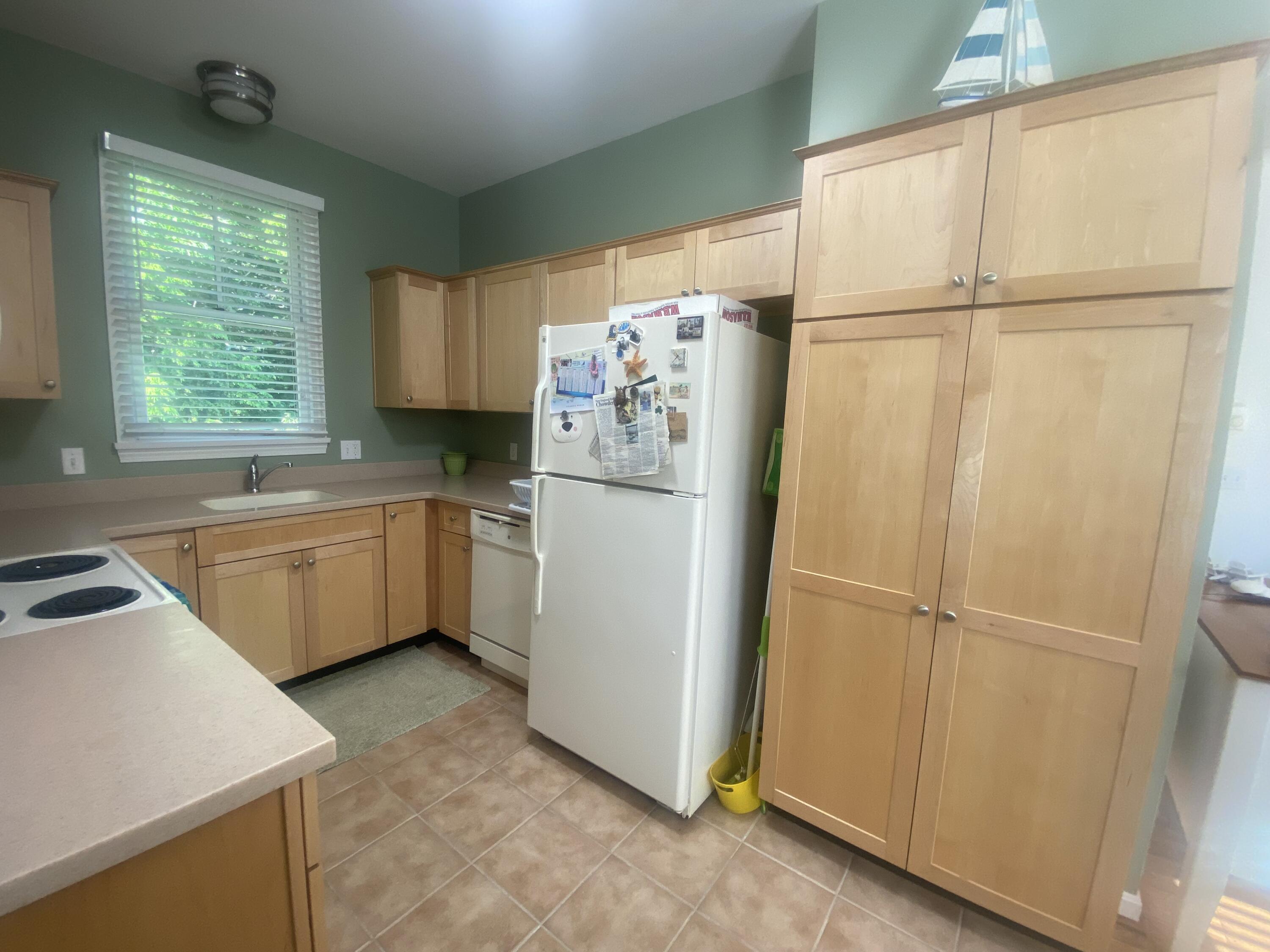 454 Post Road, Unit 451 Wells, ME 04090 - Photo 3 of 16 IMG_4766