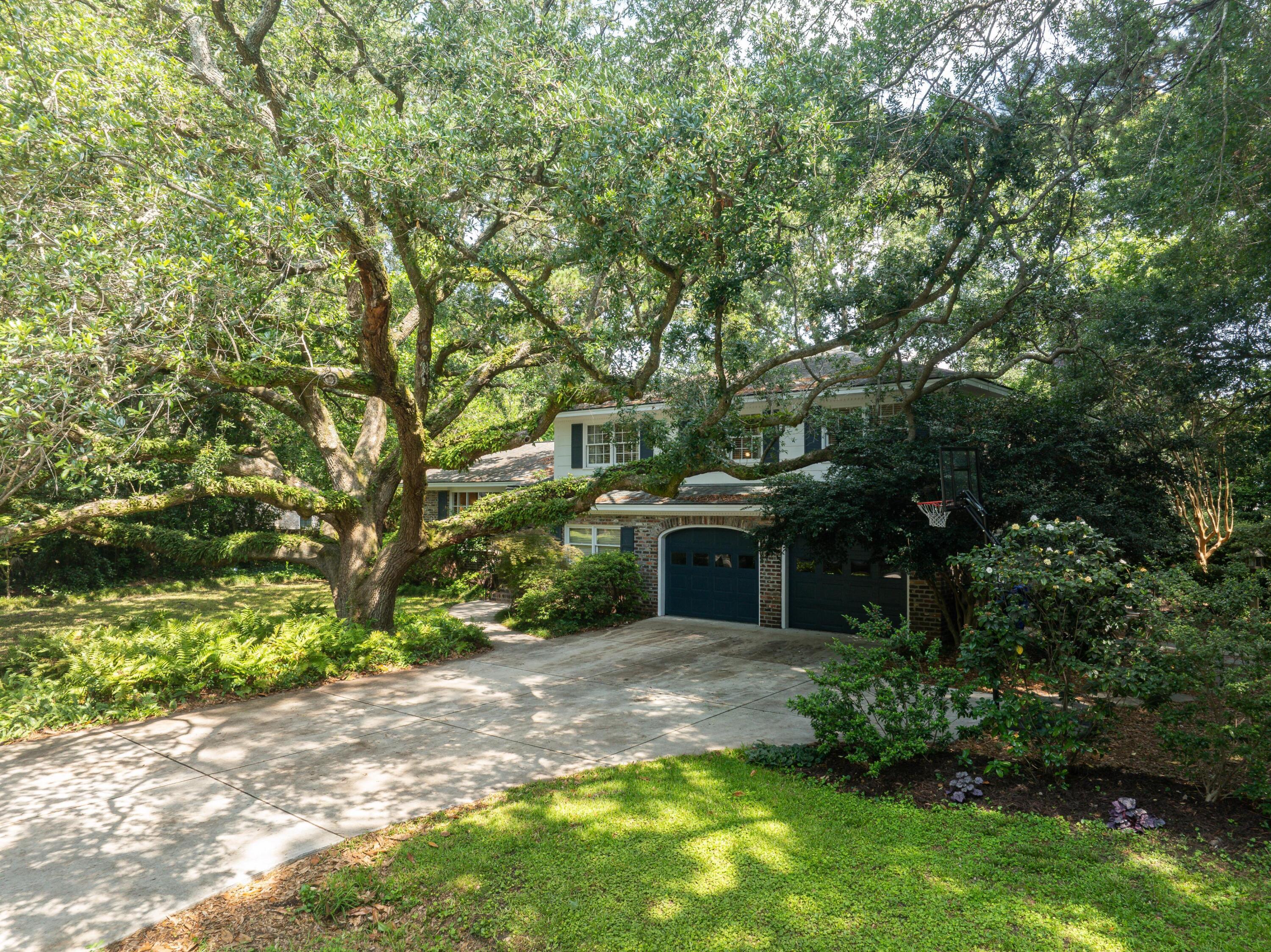 1544 Burningtree Road Charleston, SC 29412 - Photo 3 of 48 180003-Ellis%20Creek%20Photography%20154