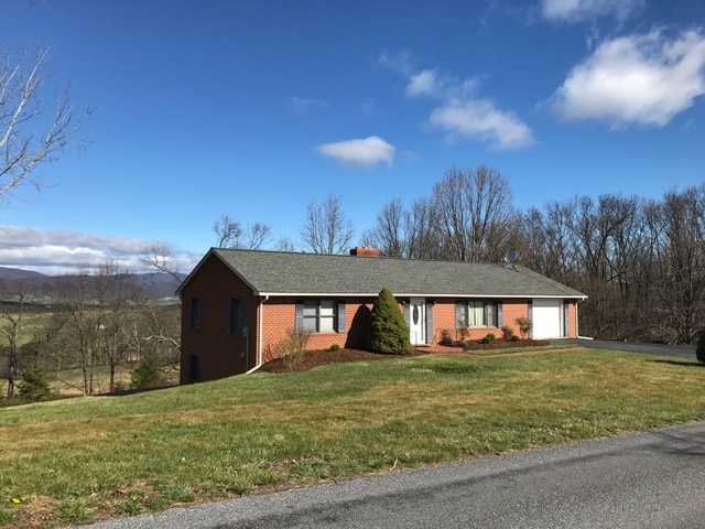 583 Miller Farm Road Staunton, VA 24401 - Photo 3 of 37 Gallery Image 3